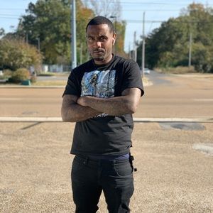 Meet your Posher, Larry